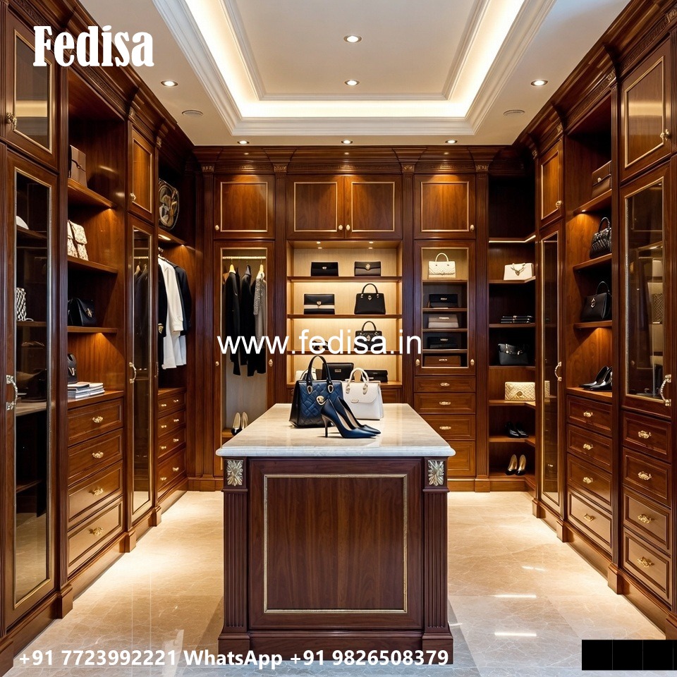 Traditional Wardrobe Design with Luxury Finish No-612
