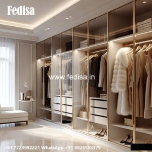 Traditional Wardrobe Design with Artistic Details No-753