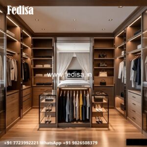 Royal Wooden Closet with Artistic Craftsmanship No-770