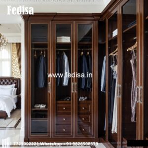 Traditional Wardrobe Design with Decorative Doors No-771