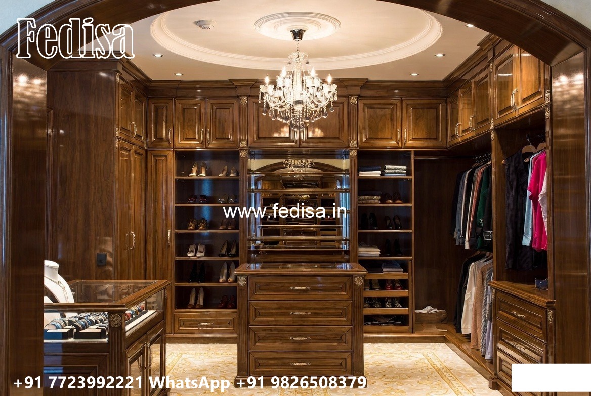 Traditional Wardrobe Design with Custom Features No-1581