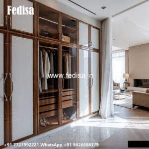 Traditional Wooden Wardrobe with Elegant Touch No-1638