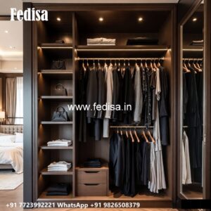 Luxury Traditional Wardrobe with Mirror Finish No-1711