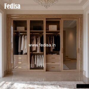 Traditional Bedroom Closet with Luxury Finish No-1736