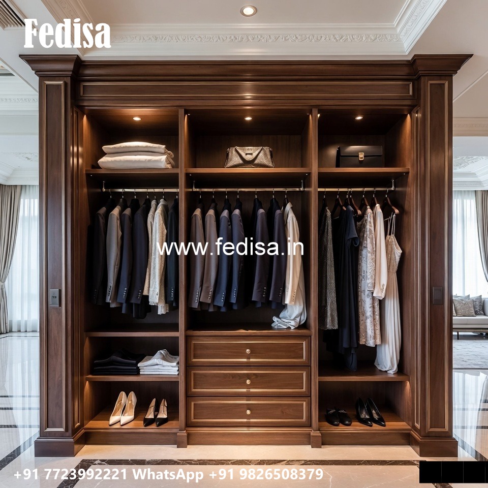 Luxury Wooden Wardrobe with Classic Details No-1737