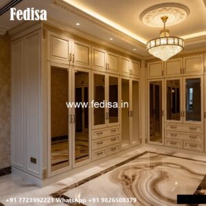 Traditional Bedroom Closet with Elegant Decor No-1754