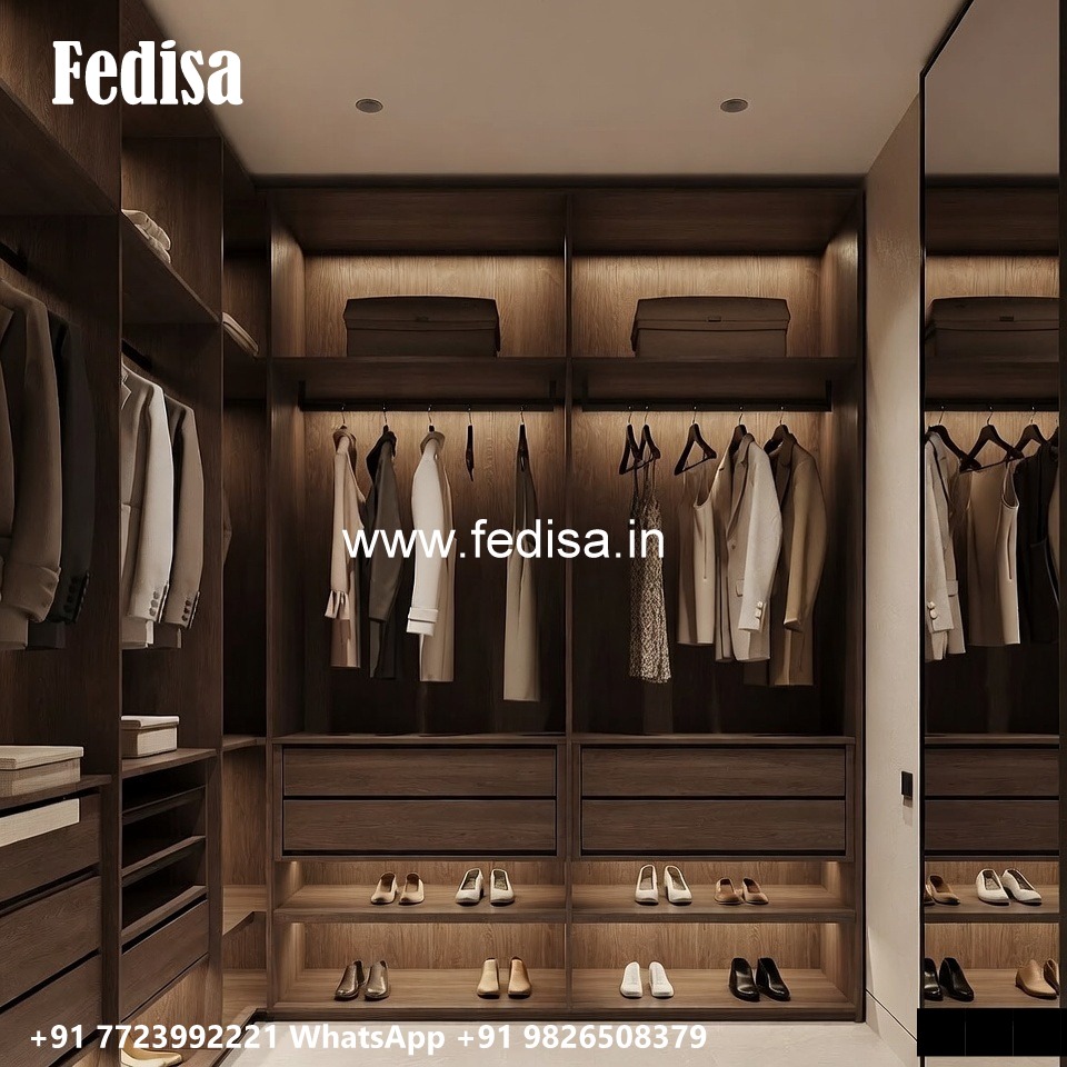 Functional Wardrobe Trends No-2326