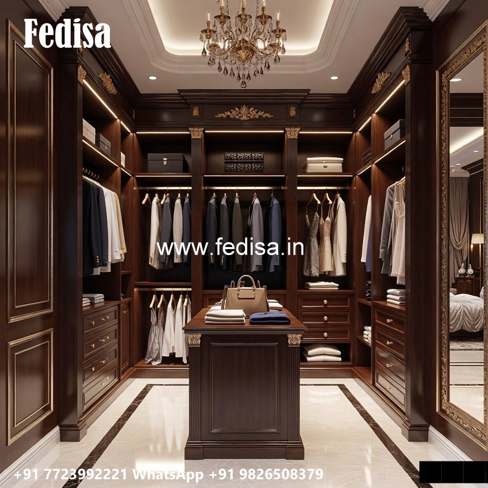 Royal Style Closet Design with Luxury Finish No-2555