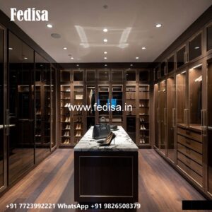 Traditional Bedroom Wardrobe with Decorative Style No-2588