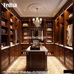 Royal Closet Design with Decorative Details No-2603