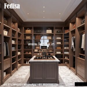 Traditional Bedroom Closet with Luxury Finish No-2635