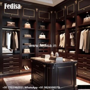 Traditional Wooden Wardrobe with Artistic Craftsmanship No-2658