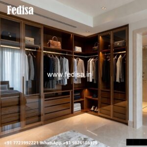Elegant Bedroom Wardrobe with Decorative Finish No-2689