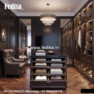 Royal Closet Design with Decorative Details No-3502