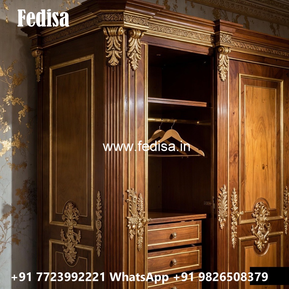 Classic Bedroom Closet with Artistic Carvings No-11986