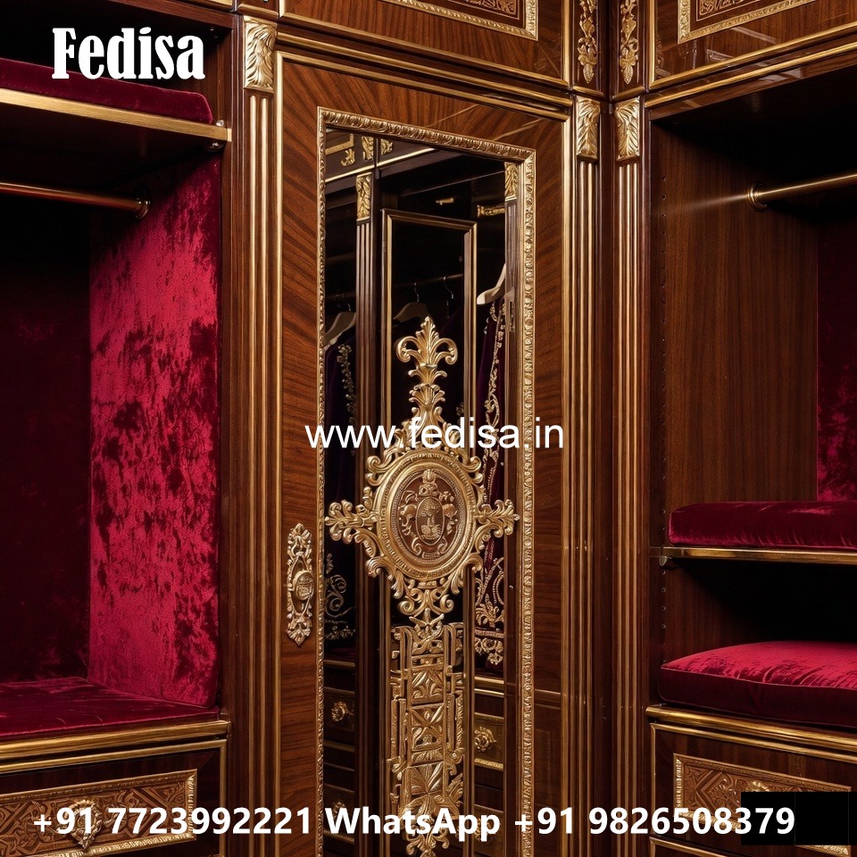Traditional Wooden Closet with Elegant Details No-12037