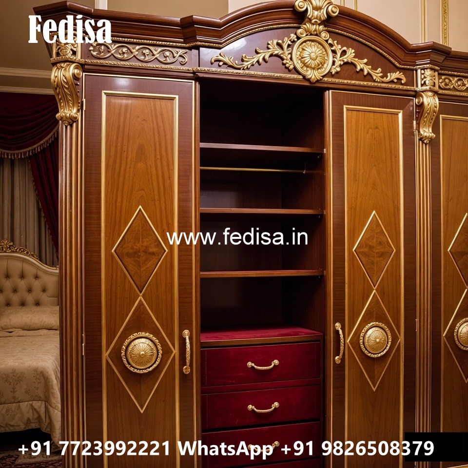 Elegant Bedroom Closet with Classic Style No-690