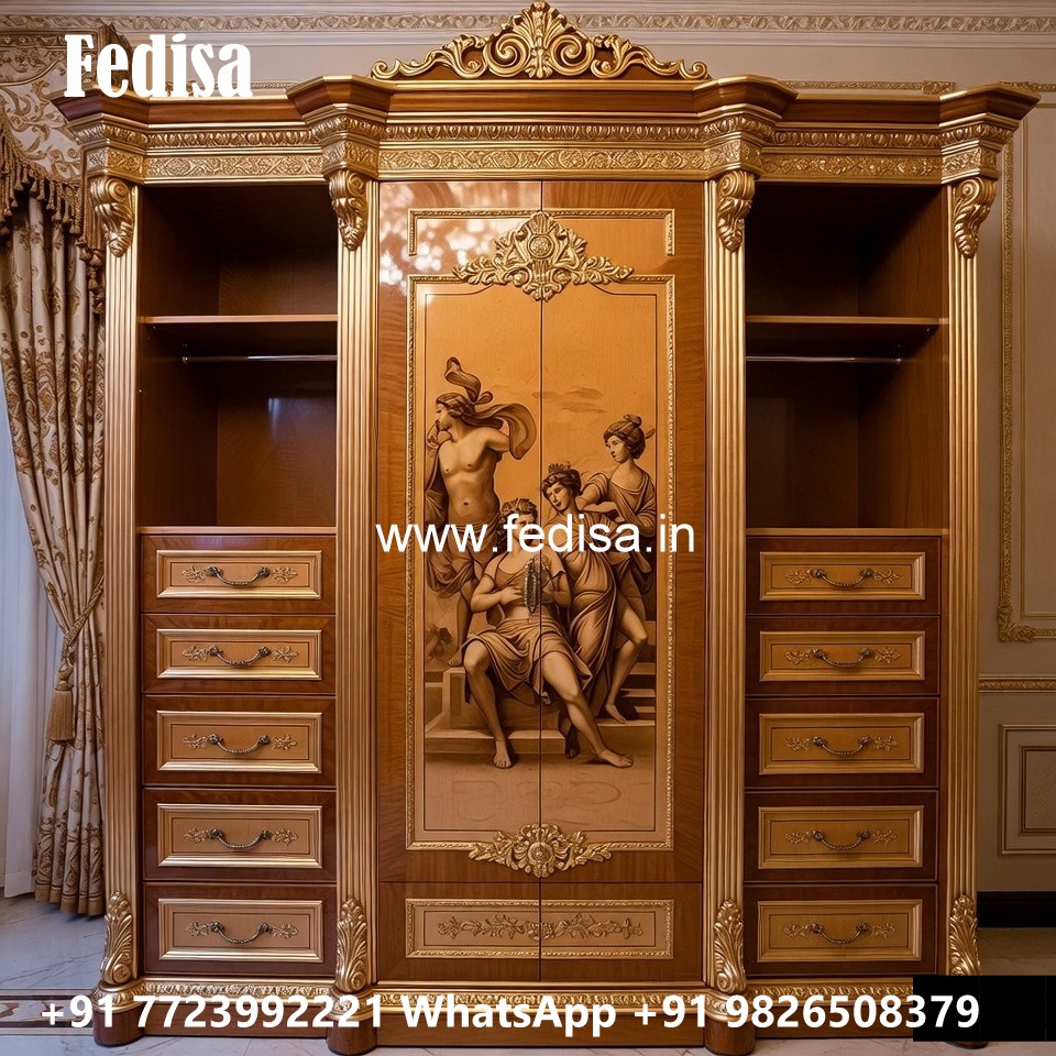 Timeless Closet Design with Decorative Features No-767