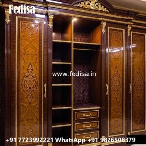 Classic Bedroom Closet with Luxury Details No-1624