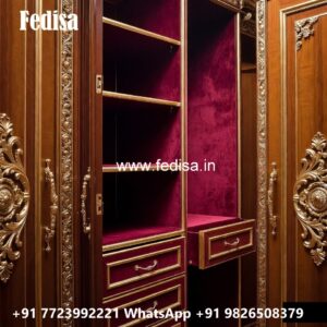 Royal Bedroom Closet with Rich Wood Beauty No-1724