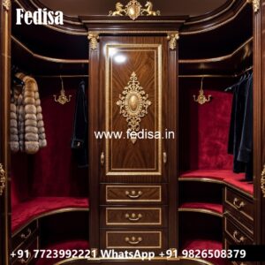 Traditional Luxury Closet with Elegant Beauty No-1781