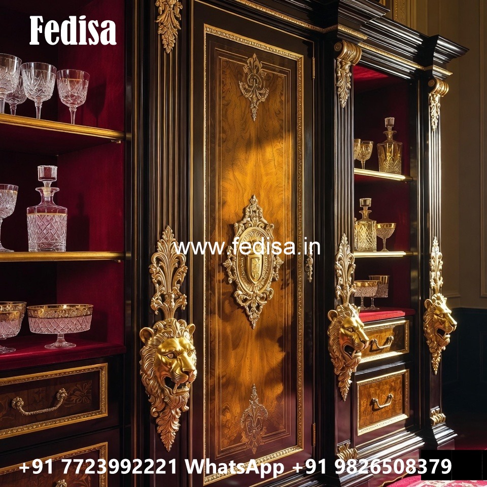 Antique Wooden Wardrobe Design for Homes No-2454