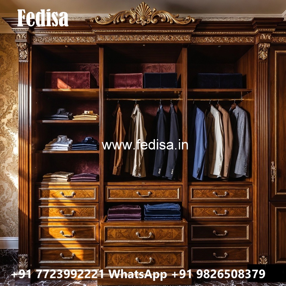 Classic Wardrobe Design with Beautiful Carvings No-2473