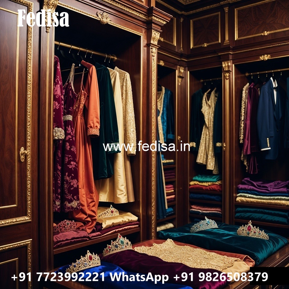 Classic Bedroom Closet with Royal Inspiration No-2669