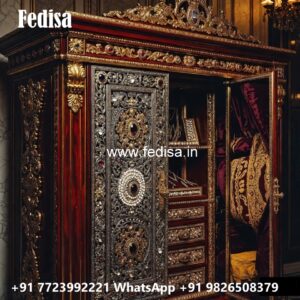 Wardrobe Design Ideas for Master Bedroom Interiors No-2724