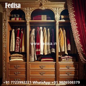 Contemporary Wardrobe Design with Glass Accents No-2786