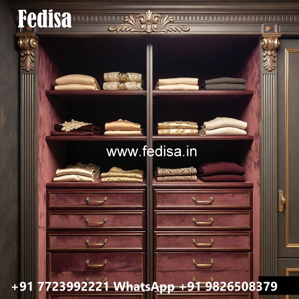 Classic Bedroom Wardrobe with Elegant Features No-3546