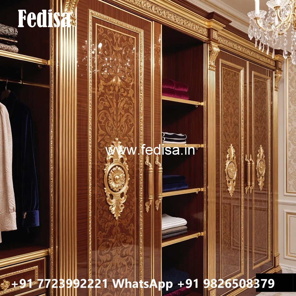 Antique Wooden Wardrobe with Elegant Finish No-3566