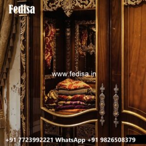 Elegant Closet Design with Wooden Finish No-5204