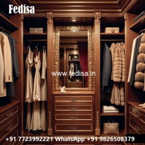 Royal Bedroom Closet with Rich Wood Beauty No-5320