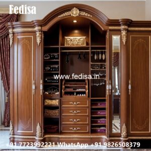 Royal Luxury Closet with Decorative Elegance No-5370