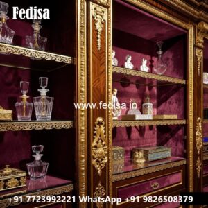 Royal Closet Design with Classic Beauty No-6082