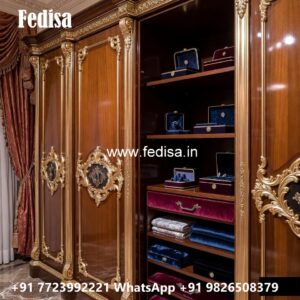 Traditional Wooden Closet with Premium Appeal No-6195