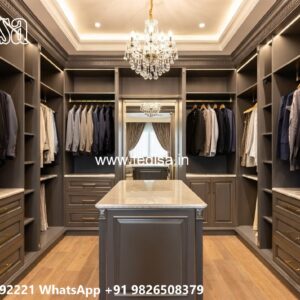 Classic Wardrobe Design with Carved Doors No-4228