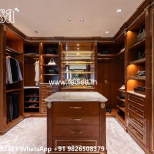Traditional Closet Design with Rich Finish No-4262