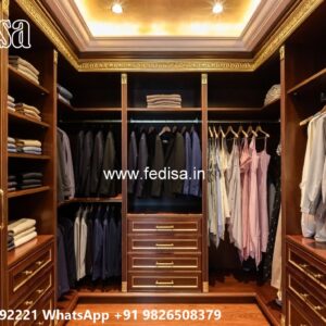 Traditional Wooden Wardrobe with Elegant Touch No-4335