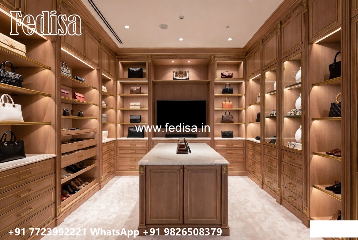 Royal Closet Design with Decorative Details No-4401