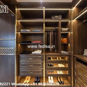Luxury Classic Closet with Rich Wooden Texture No-4490