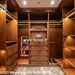 Elegant Sliding Wardrobe Design with Smart Storage No-4755