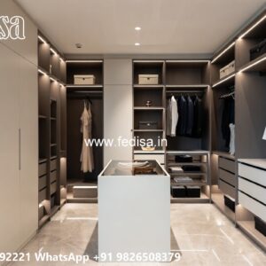 Classic Wooden Wardrobe with Decorative Trim No-5138