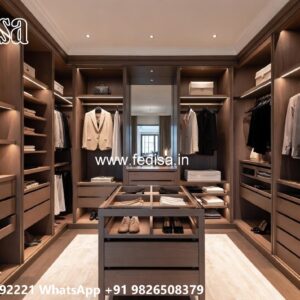 Traditional Closet Design with Rich Finish No-5161