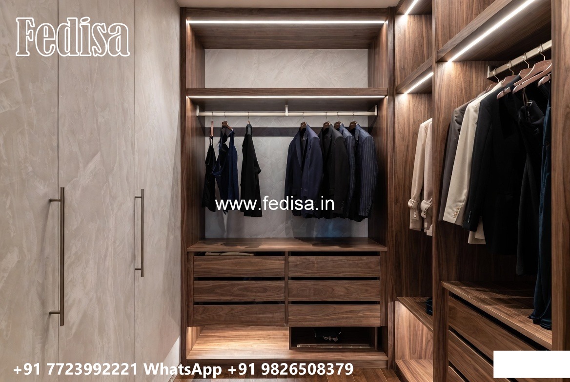 Royal Closet Design with Classic Beauty No-5183