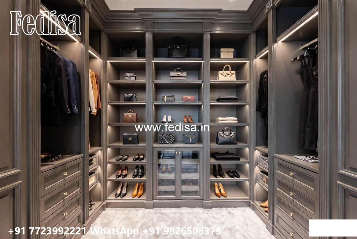 Classic Wardrobe Design with Decorative Accents No-5233