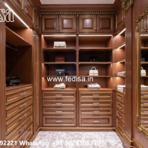 Timeless Closet Design with Decorative Features No-5262