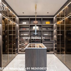 Antique Wooden Closet with Rich Finish No-5278