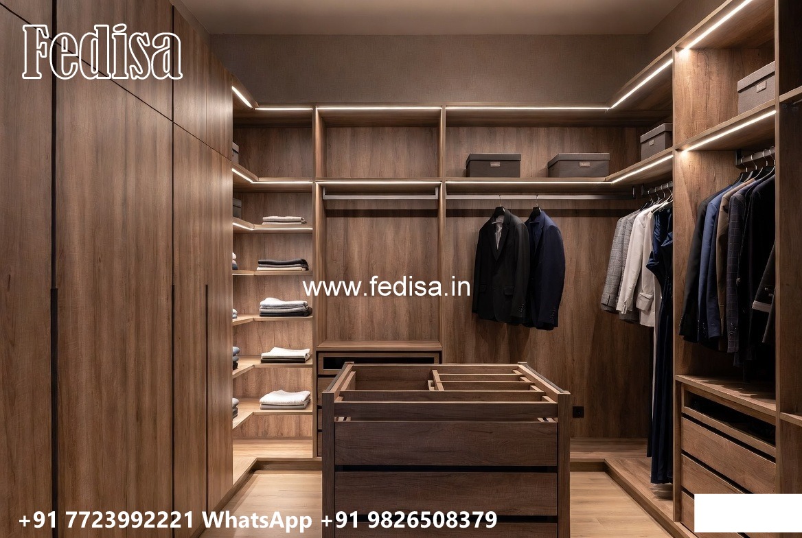 Vintage Closet Design with Premium Wood No-5282